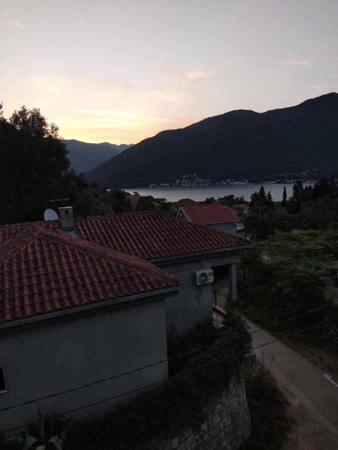 Montenegro Colors 卡梅纳里 外观 照片